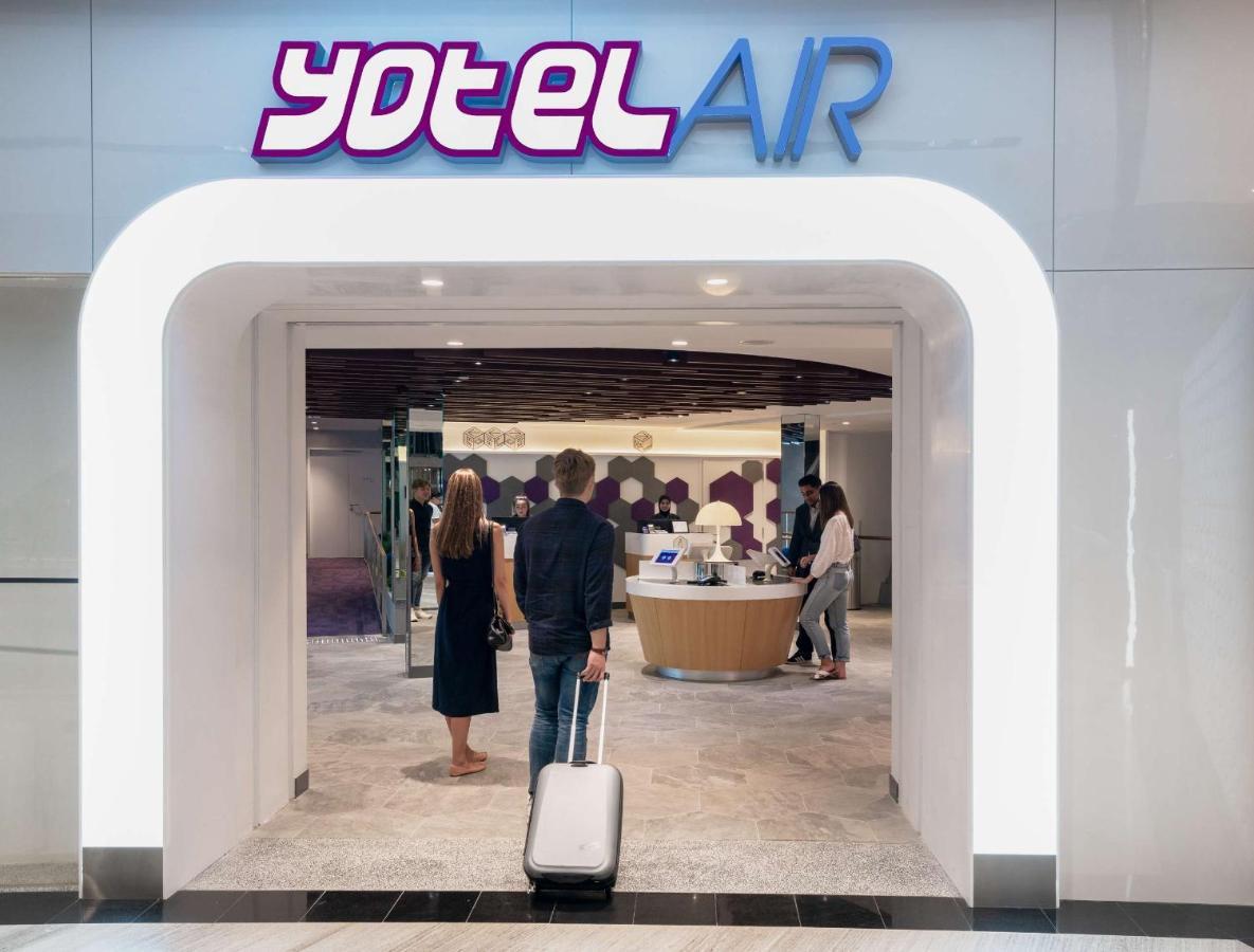 Yotelair Changi Airport Landside Hotel Singapura