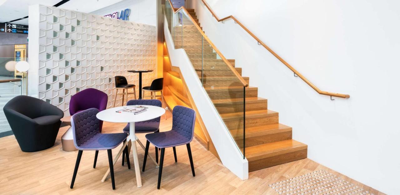 Yotelair Changi Airport Landside 4* Singapura